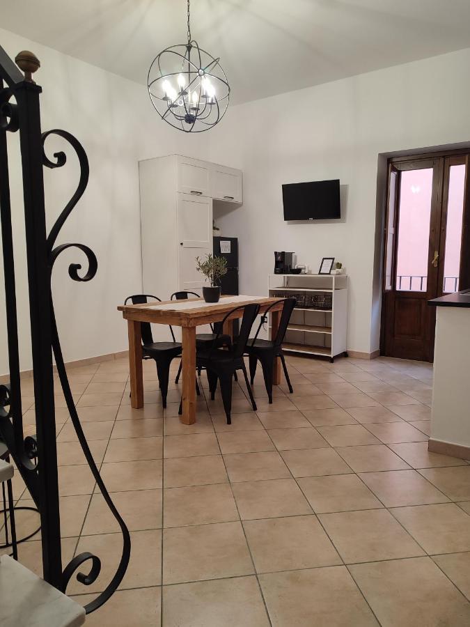 Apartament L'Oliva Contesa - La Nera Gaeta Zewnętrze zdjęcie