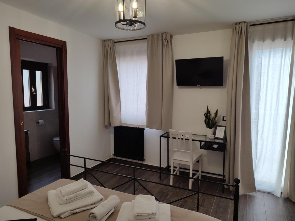 Apartament L'Oliva Contesa - La Nera Gaeta Zewnętrze zdjęcie