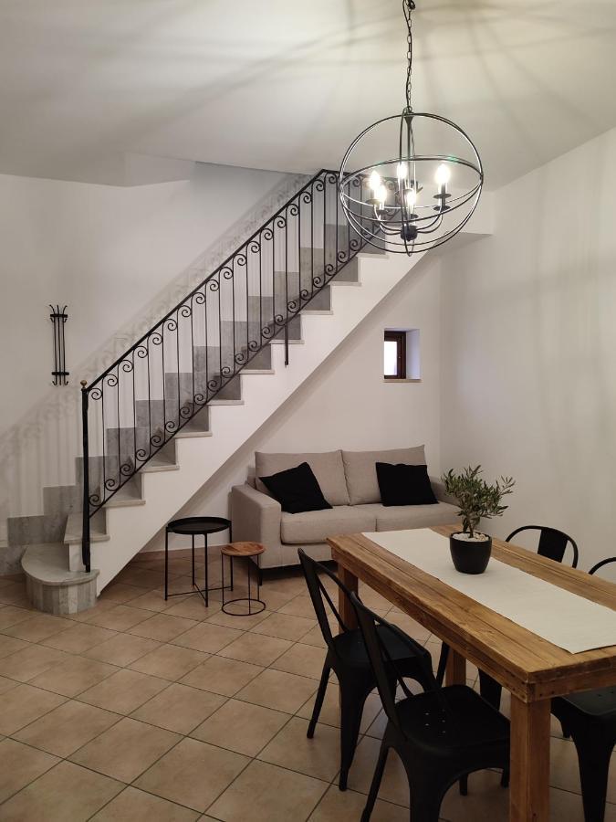 Apartament L'Oliva Contesa - La Nera Gaeta Zewnętrze zdjęcie