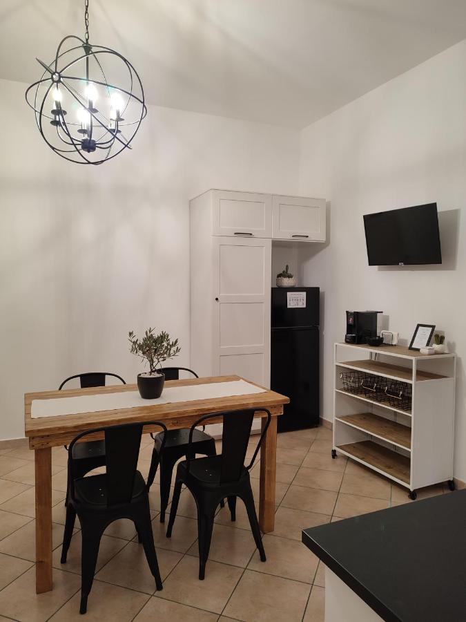 Apartament L'Oliva Contesa - La Nera Gaeta Zewnętrze zdjęcie
